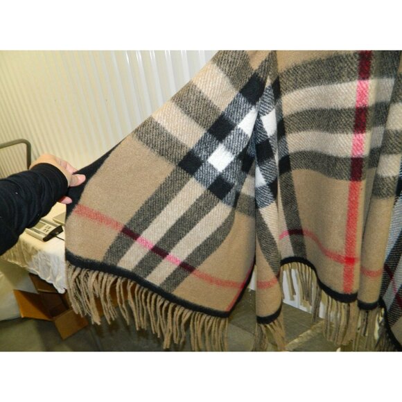 Brown Black Red Beige Plaid Fringe Poncho Shawl Wrap One Size Fits Most - Picture 3 of 11